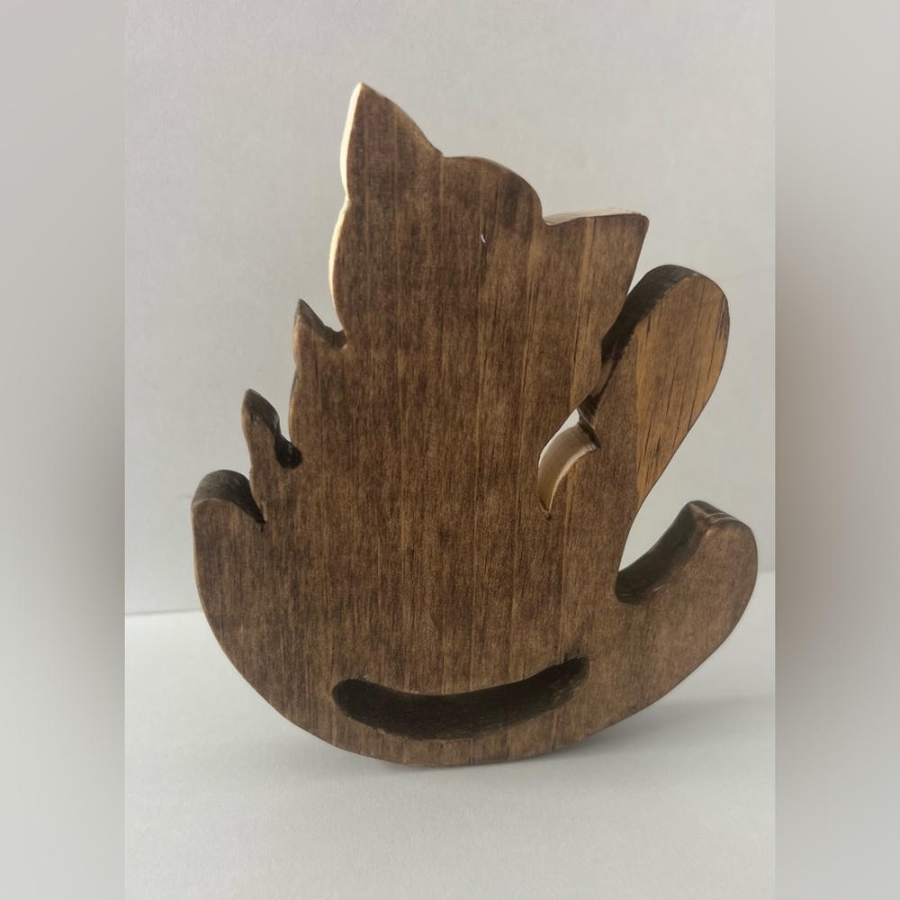 Wooden Cat Decor - 5 Inches Tall - Picture 3 of 3